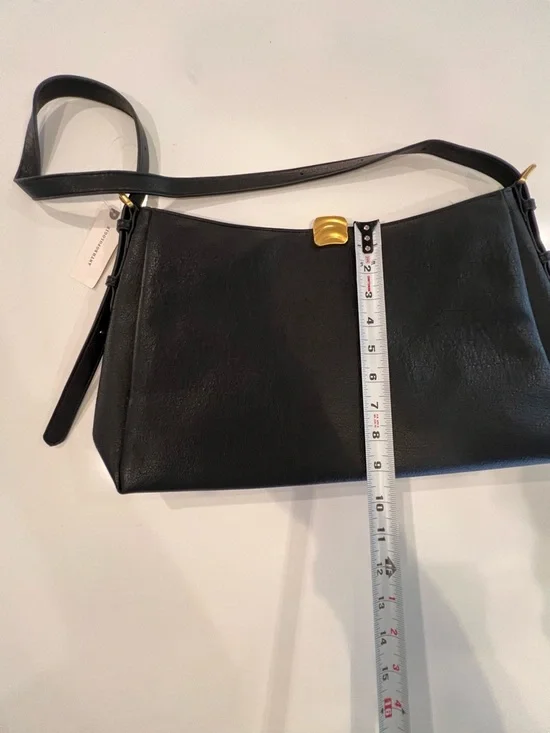 Anthropologie Foldover Slouchy Shoulder Bag Black Leather Hobo Gold Hardware NWT - Picture 4 of 11